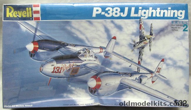 Revell 1/32 Lockheed P-38J Lightning, 4749 plastic model kit